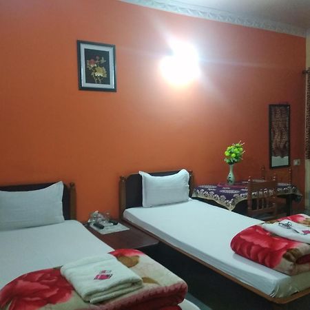 Hotel Chandrakala Regency 300 Meters From Dhanbad Railway Kültér fotó